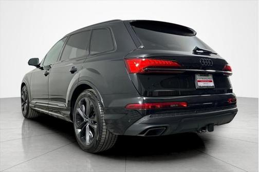 2025 Audi Q7 55 Premium Plus