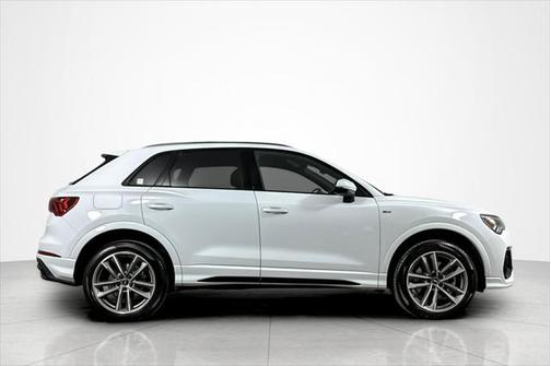 2024 Audi Q3 45 S line Premium Plus