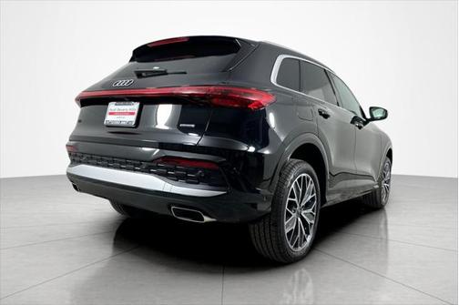 2025 Audi Q5 Premium Plus