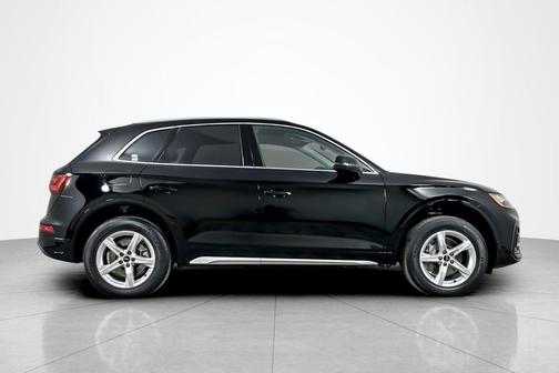 2023 Audi Q5 40 Premium