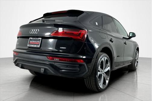 2022 Audi Q5 45 S line Premium Plus
