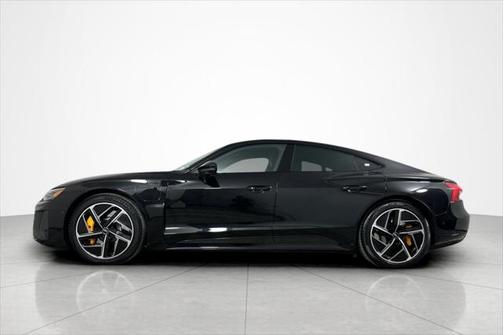 2023 Audi RS e-tron GT quattro