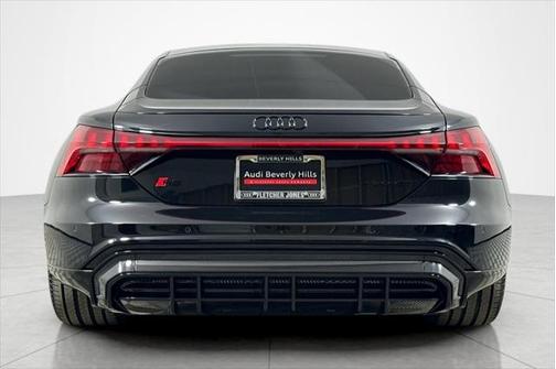 2023 Audi RS e-tron GT quattro