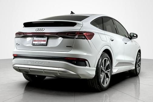 2025 Audi Q4 e-tron Sportback Premium Plus 55 quattro
