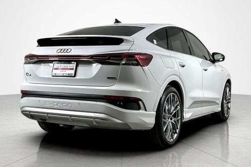 2025 Audi Q4 e-tron Sportback Premium Plus 55 quattro