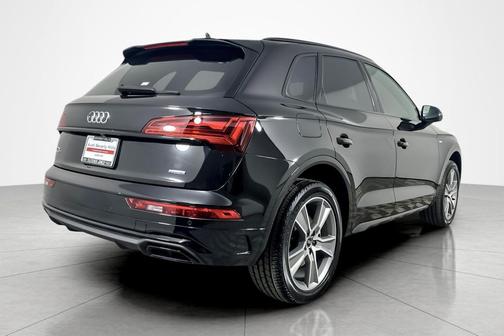 2025 Audi Q5 45 S line Premium