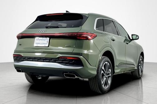 2025 Audi Q5 Premium Plus TFSI quattro S tronic