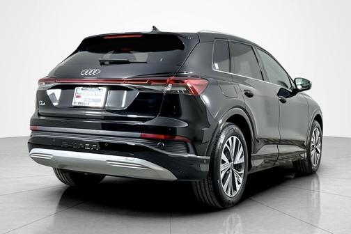 2024 Audi Q4 e-tron Premium Plus 40 RWD