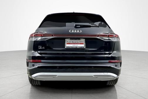 2024 Audi Q4 e-tron Premium Plus 40 RWD