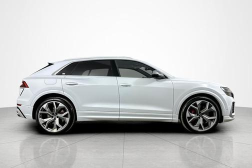 Glacier White Metallic 2022 Audi RS Q8 4.0T