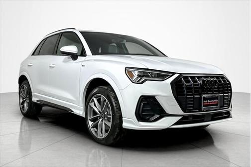 2025 Audi Q3 Premium 45 TFSI S line quattro Tiptronic