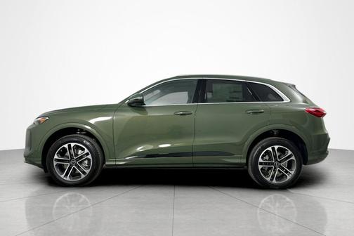 2025 Audi Q5 Premium