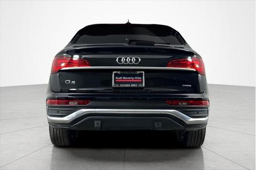 2022 Audi Q5 45 S line Premium