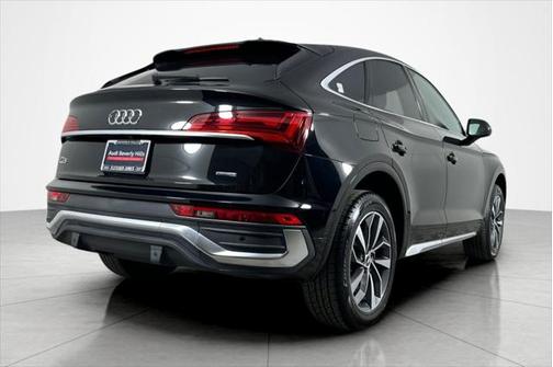 2022 Audi Q5 45 S line Premium