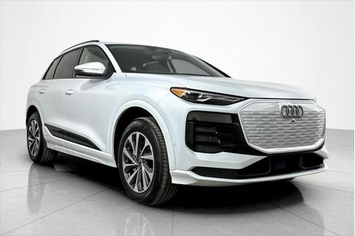 2025 Audi Q6 e-tron Premium Plus quattro