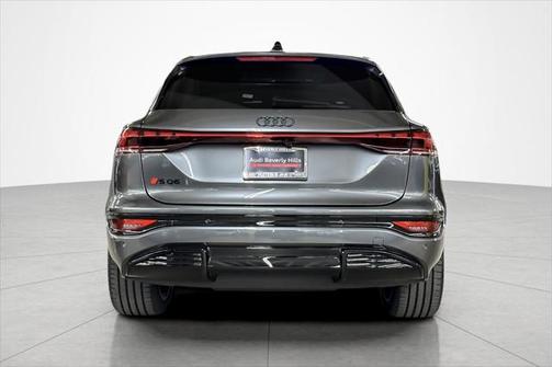 2025 Audi SQ6 e-tron Premium Plus quattro