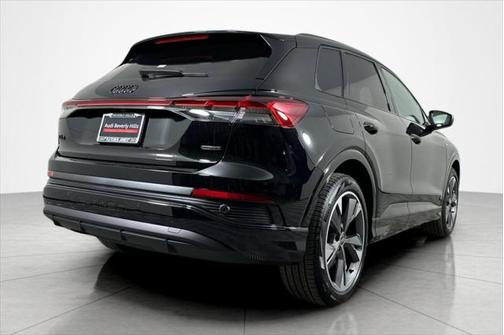 2025 Audi Q4 e-tron Premium 55 quattro