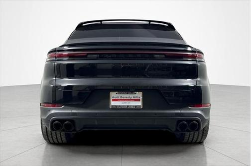 2024 Porsche Cayenne S