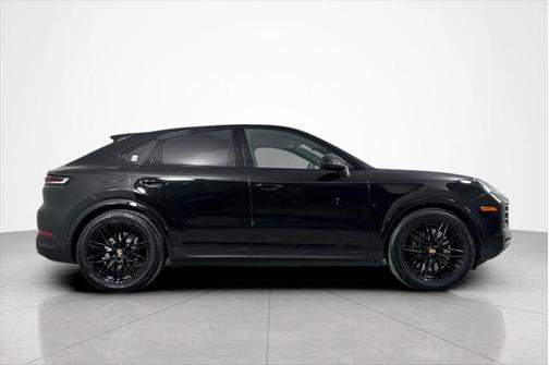 2024 Porsche Cayenne S
