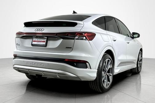 2025 Audi Q4 e-tron Sportback Premium 55 quattro