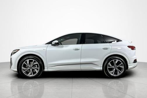 2025 Audi Q4 e-tron Sportback Premium 55 quattro