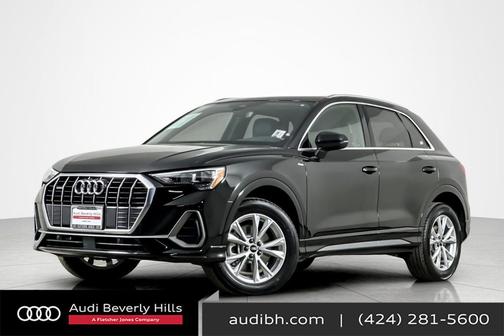 2022 Audi Q3 45 S line Premium