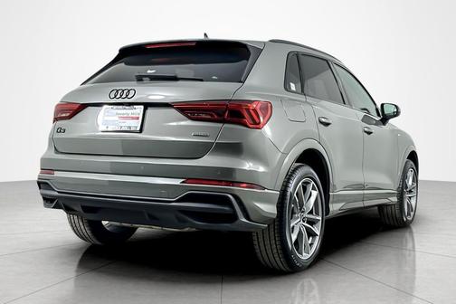 2023 Audi Q3 Premium 45 TFSI S line quattro Tiptronic