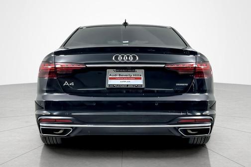 2023 Audi A4 45 S line Premium Plus
