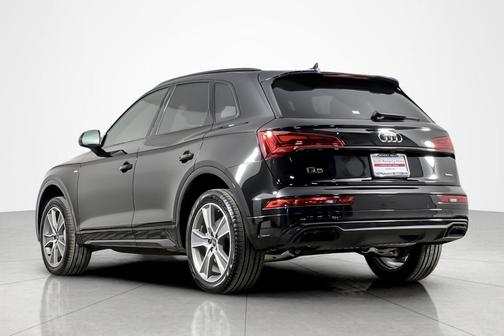 2025 Audi Q5 45 S line Premium