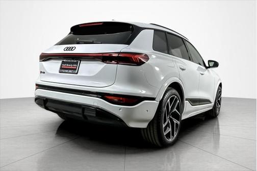 2025 Audi SQ6 e-tron Premium Plus quattro