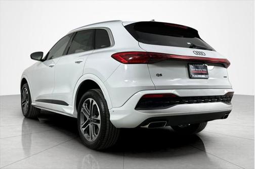 2025 Audi Q5 Premium