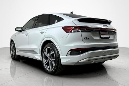 2025 Audi Q4 e-tron Sportback Premium 55 quattro