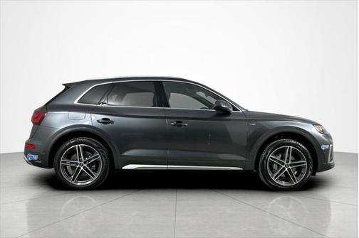 2022 Audi Q5 55 S line Premium