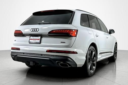 2026 Audi Q7 55 Premium Plus