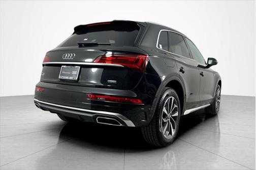 2024 Audi Q5 45 S line Premium Plus