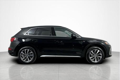 2024 Audi Q5 45 S line Premium Plus