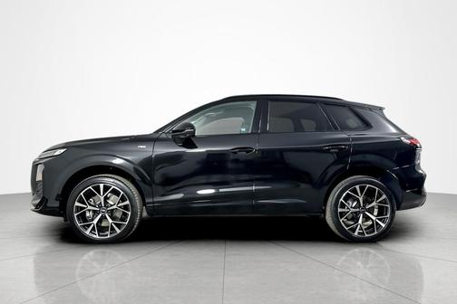 2026 Audi Q3 S line