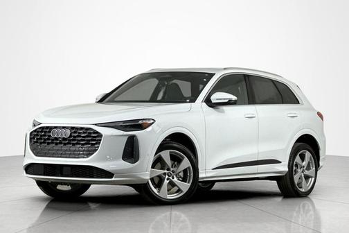 2025 Audi Q5 Premium Plus