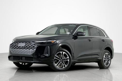 2025 Audi Q5 Premium