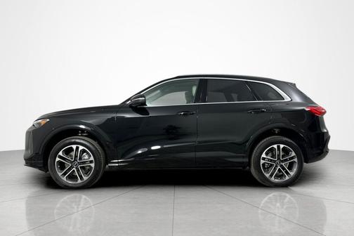 2025 Audi Q5 Premium