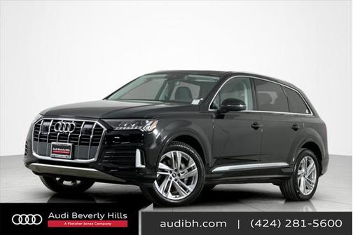 2022 Audi Q7 45 Premium Plus
