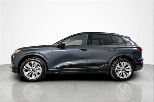 2025 Audi Q6 e-tron Premium Plus