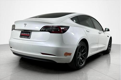2020 Tesla Model 3 Standard Range