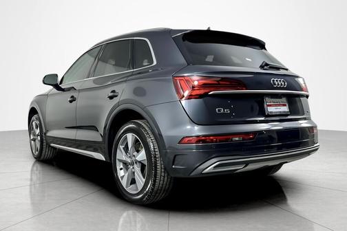 2023 Audi Q5 40 Premium