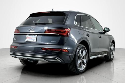 2023 Audi Q5 40 Premium