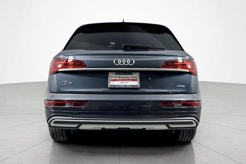 2023 Audi Q5 40 Premium