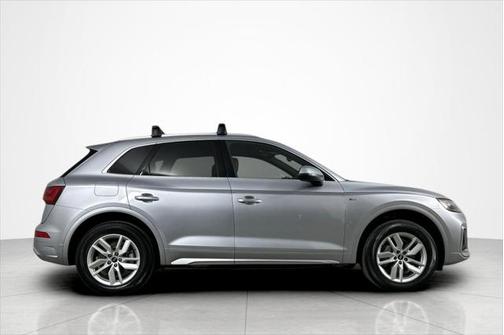2022 Audi Q5 45 S line Premium