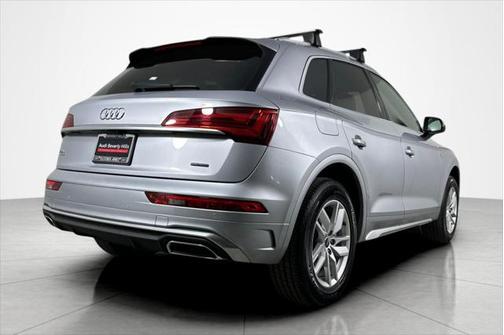 2022 Audi Q5 45 S line Premium