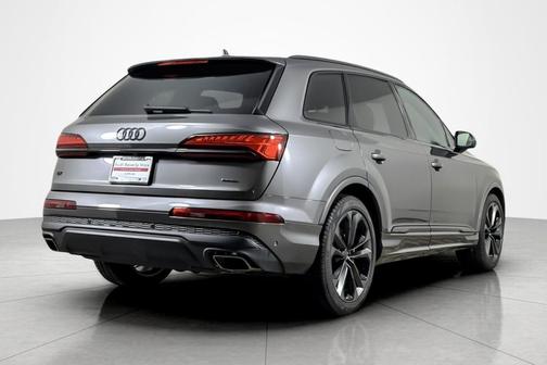 2026 Audi Q7 55 Premium Plus