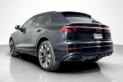 2026 Audi Q8 55 Premium Plus